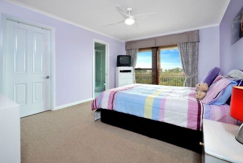 18 Waverly Place, ILLAWONG NSW 2234, Illawong - Thumbnail 7