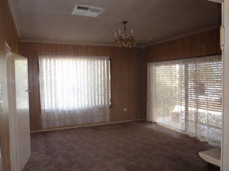 41 Northcott Parade, WAGGA WAGGA NSW 2650, Wagga Wagga - Thumbnail 3