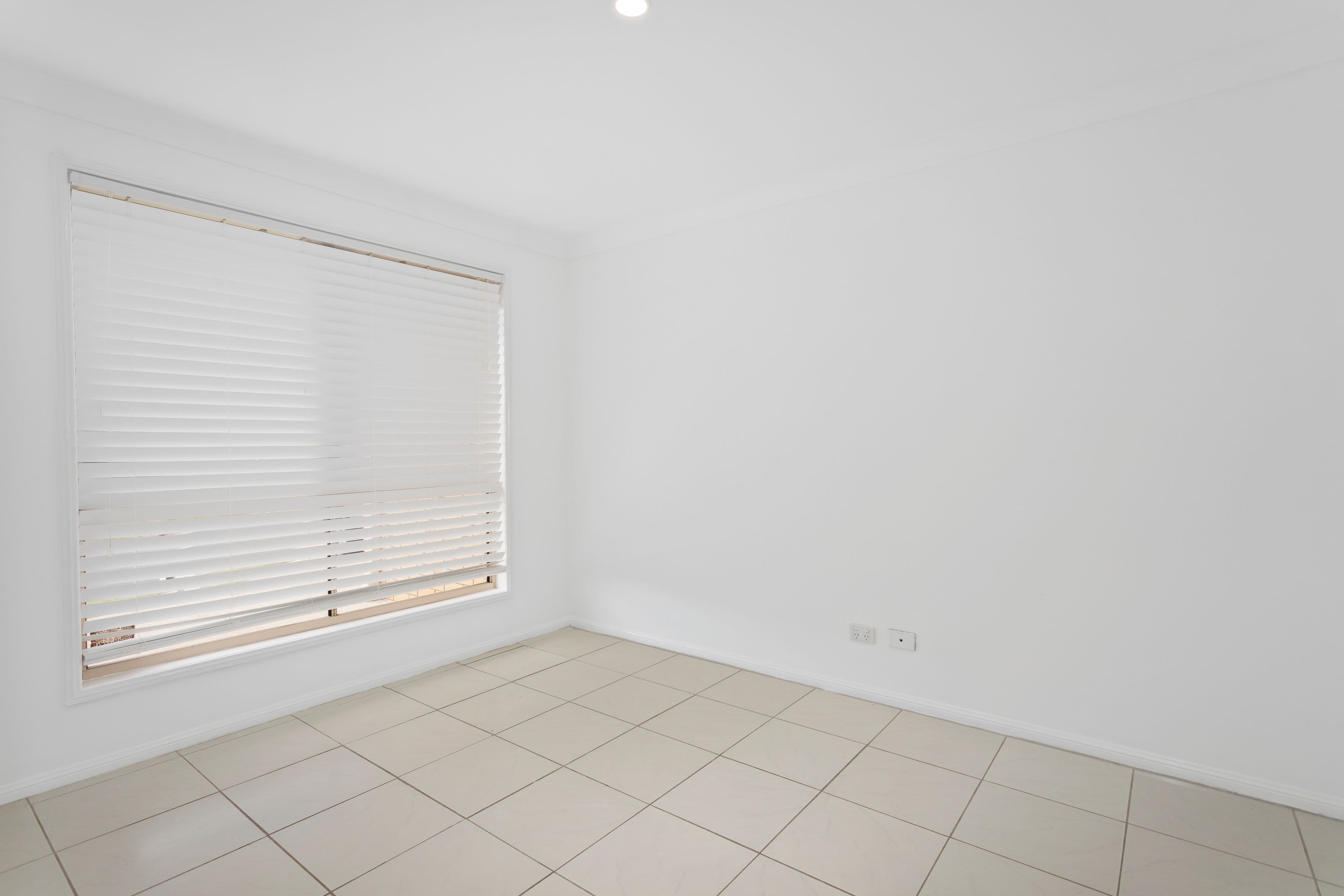 33 Karamea Avenue, Springfield QLD 4300, Springfield - Thumbnail 7