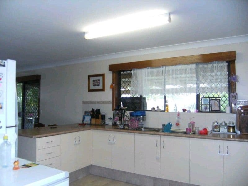 68 Parkes Drive, HELENSVALE QLD 4212, Helensvale - Thumbnail 2