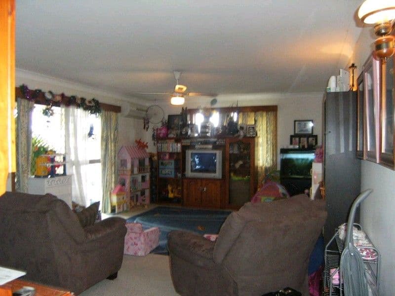 68 Parkes Drive, HELENSVALE QLD 4212, Helensvale - Thumbnail 5