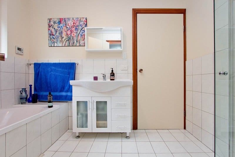 4-6 Downer Avenue, Campbelltown SA 5074, Campbelltown - Thumbnail 4