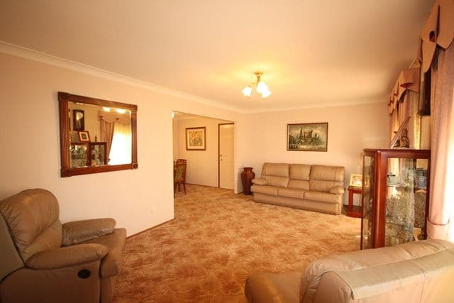 104 Abington Crescent, GLEN ALPINE NSW 2560, Glen Alpine - Thumbnail 8