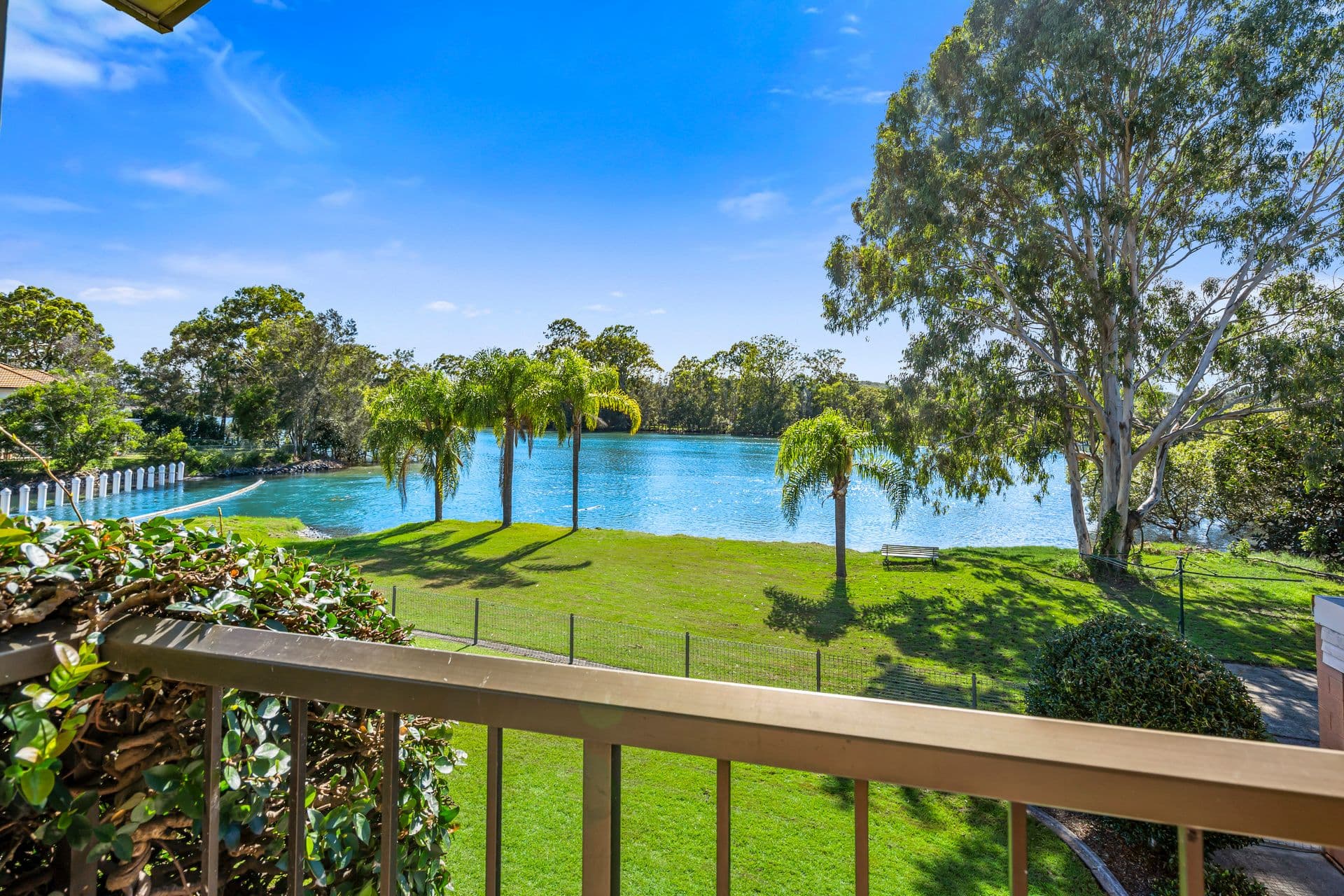 100 Cyclades Crescent, Currumbin Waters QLD 4223, Currumbin Waters - Thumbnail 2