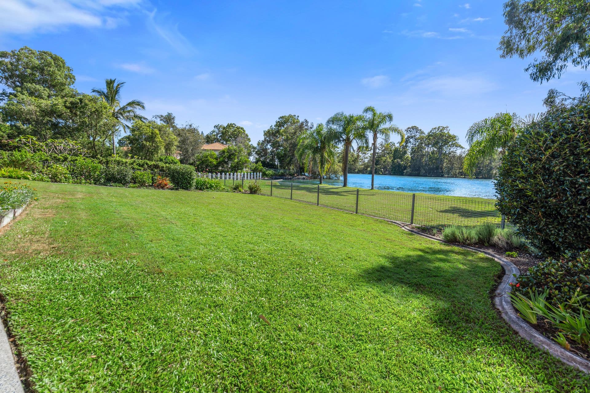 100 Cyclades Crescent, Currumbin Waters QLD 4223, Currumbin Waters - Thumbnail 3
