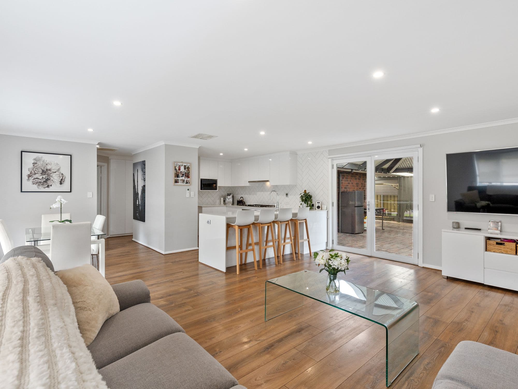 16 Allman Avenue, Woodcroft SA 5162, Woodcroft - Thumbnail 4