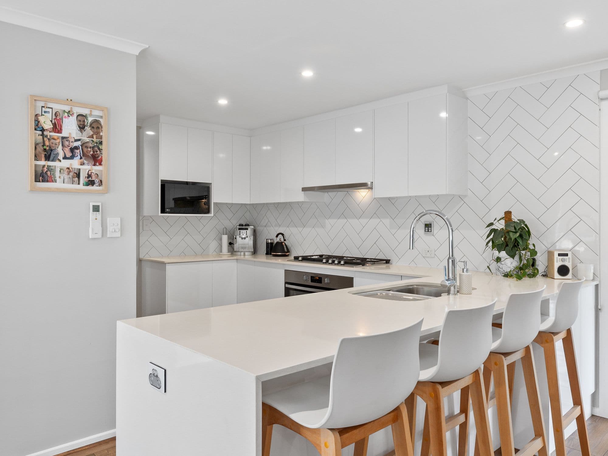 16 Allman Avenue, Woodcroft SA 5162, Woodcroft - Thumbnail 6