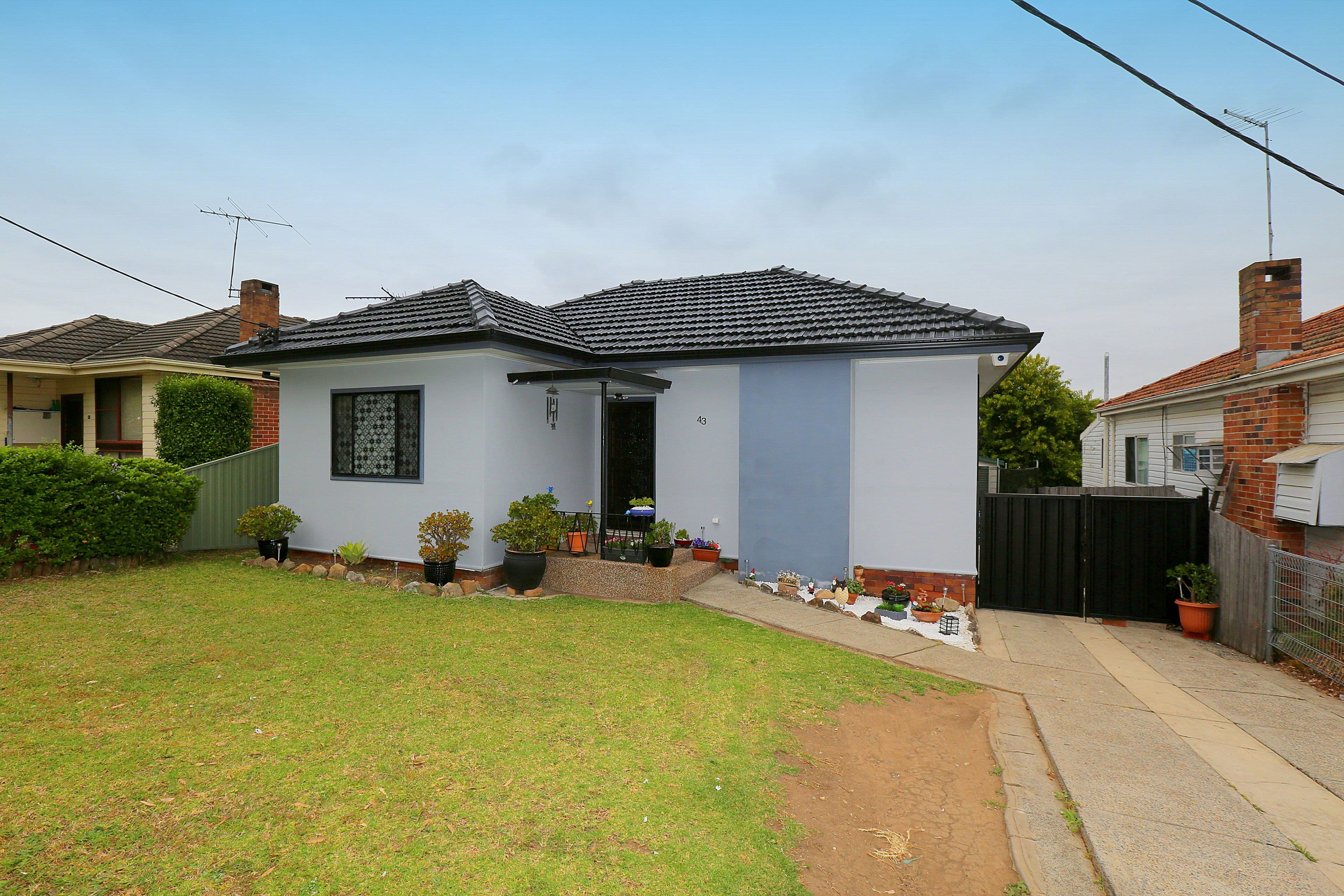 43 Birdsall Avenue, Condell Park - Image 1