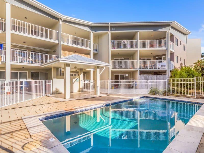 33 Lloyd Street, Tweed Heads South NSW 2486, Tweed Heads South - Image 1