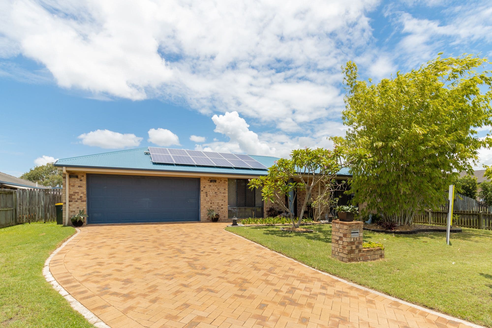 25 Abbey Court, Kawungan QLD 4655, Kawungan - Image 1