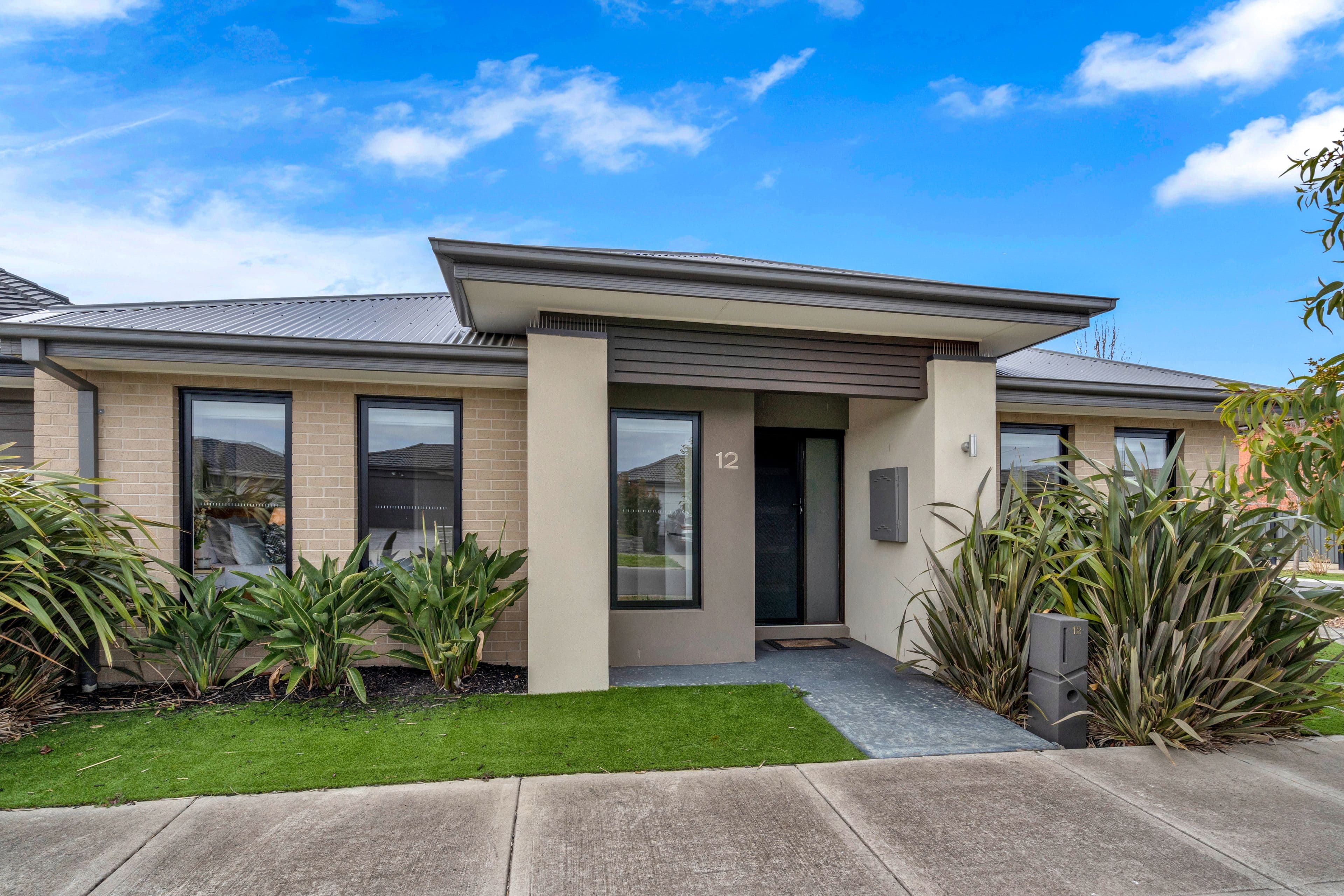 12 Bluebell Drive, Craigieburn VIC 3064, Craigieburn - Image 1