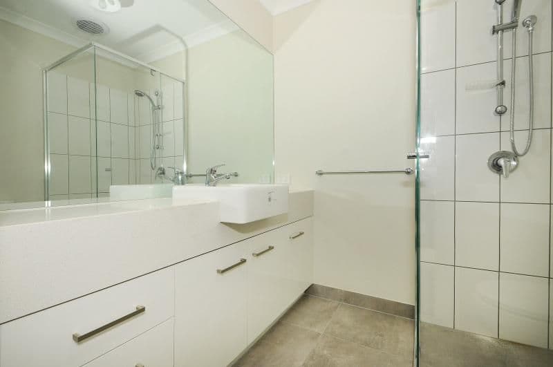 14B Gulwa Avenue, Frankston VIC 3199, Frankston - Thumbnail 4
