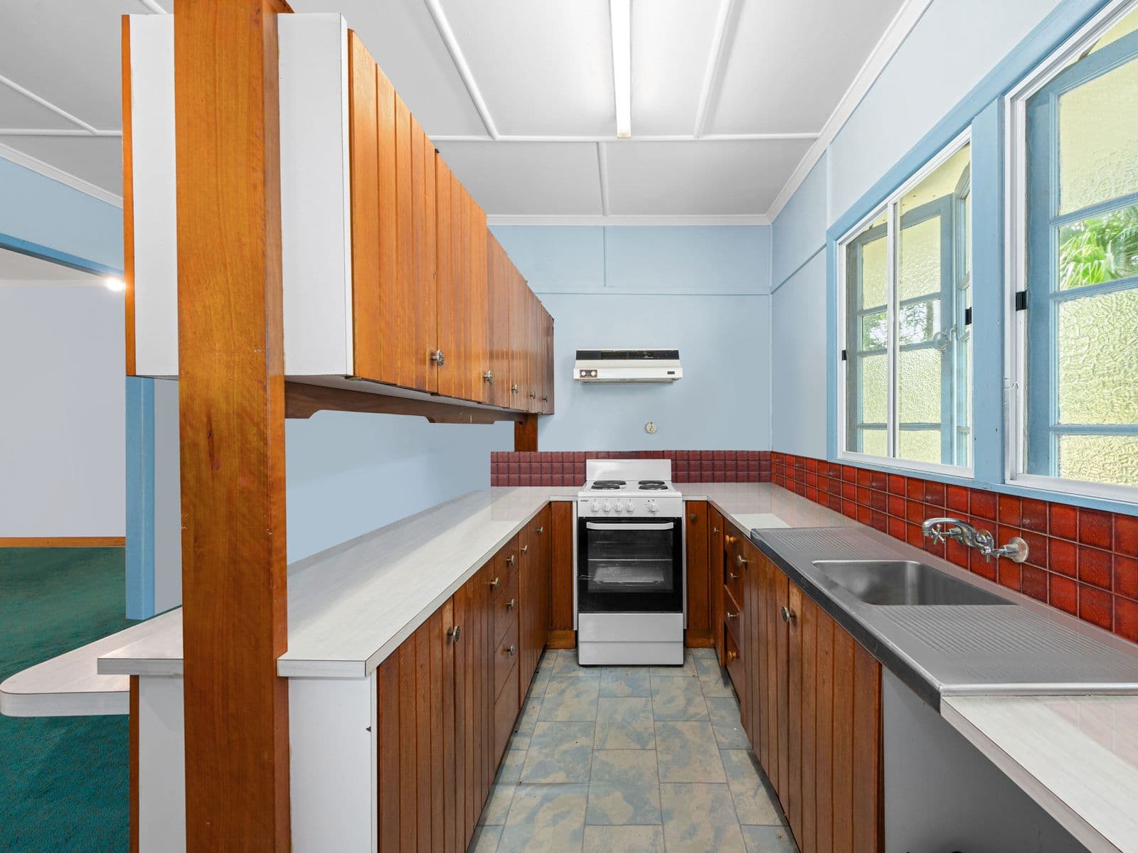38 Logan Avenue, Oxley QLD 4075, Oxley - Thumbnail 2