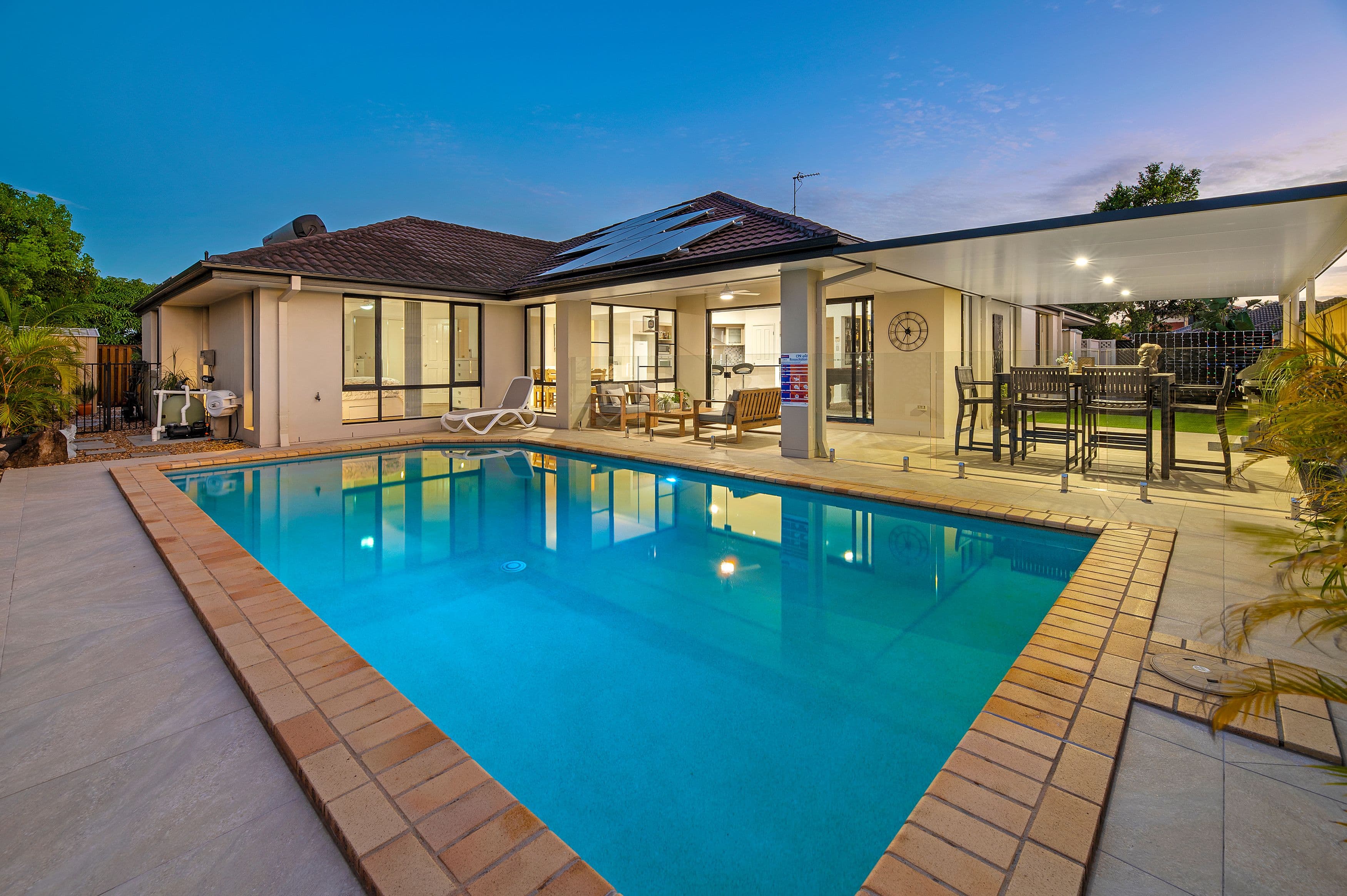 6 Crestgarden Court, Molendinar QLD 4214, Molendinar - Thumbnail 2