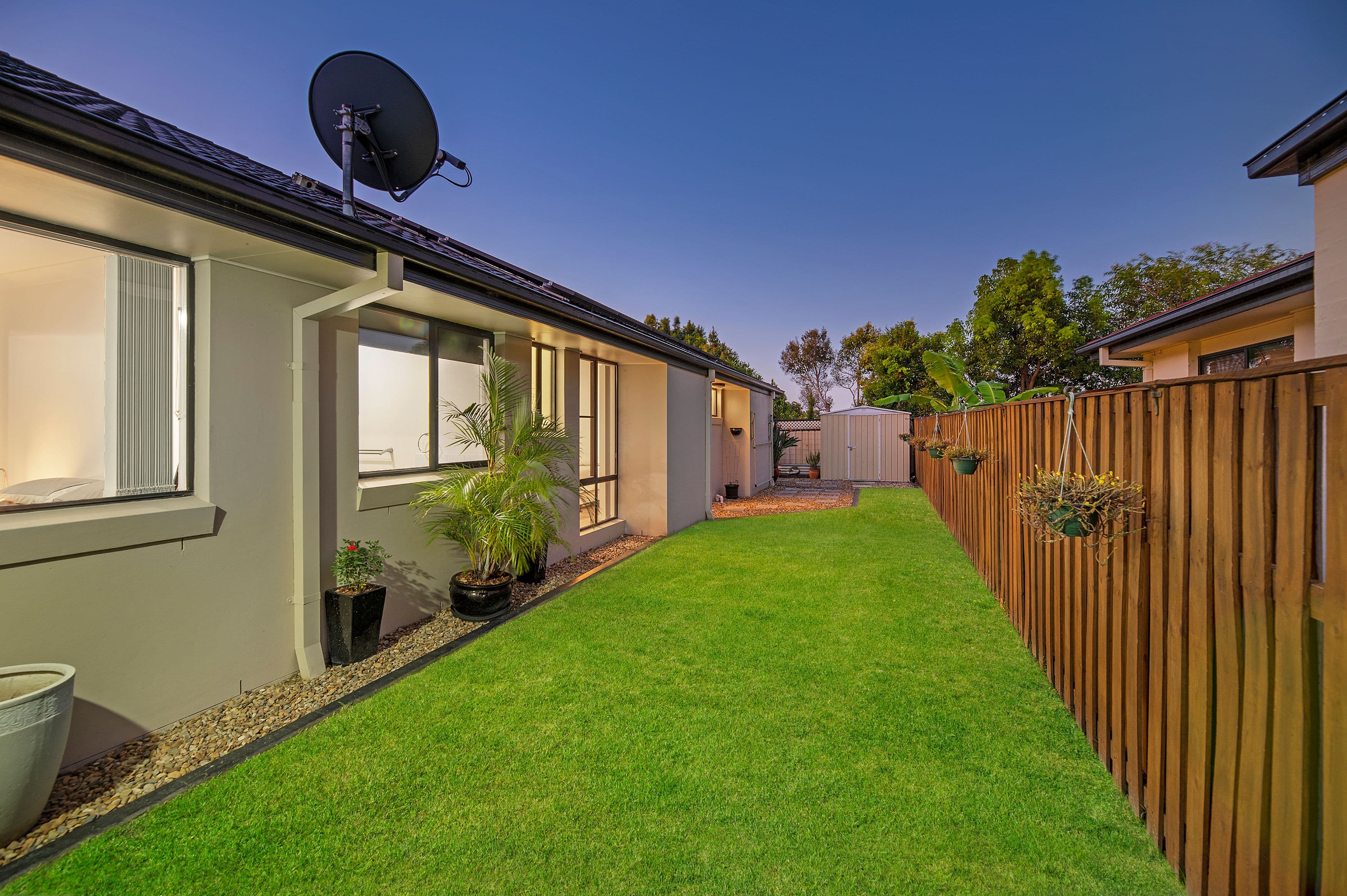 6 Crestgarden Court, Molendinar QLD 4214, Molendinar - Thumbnail 7
