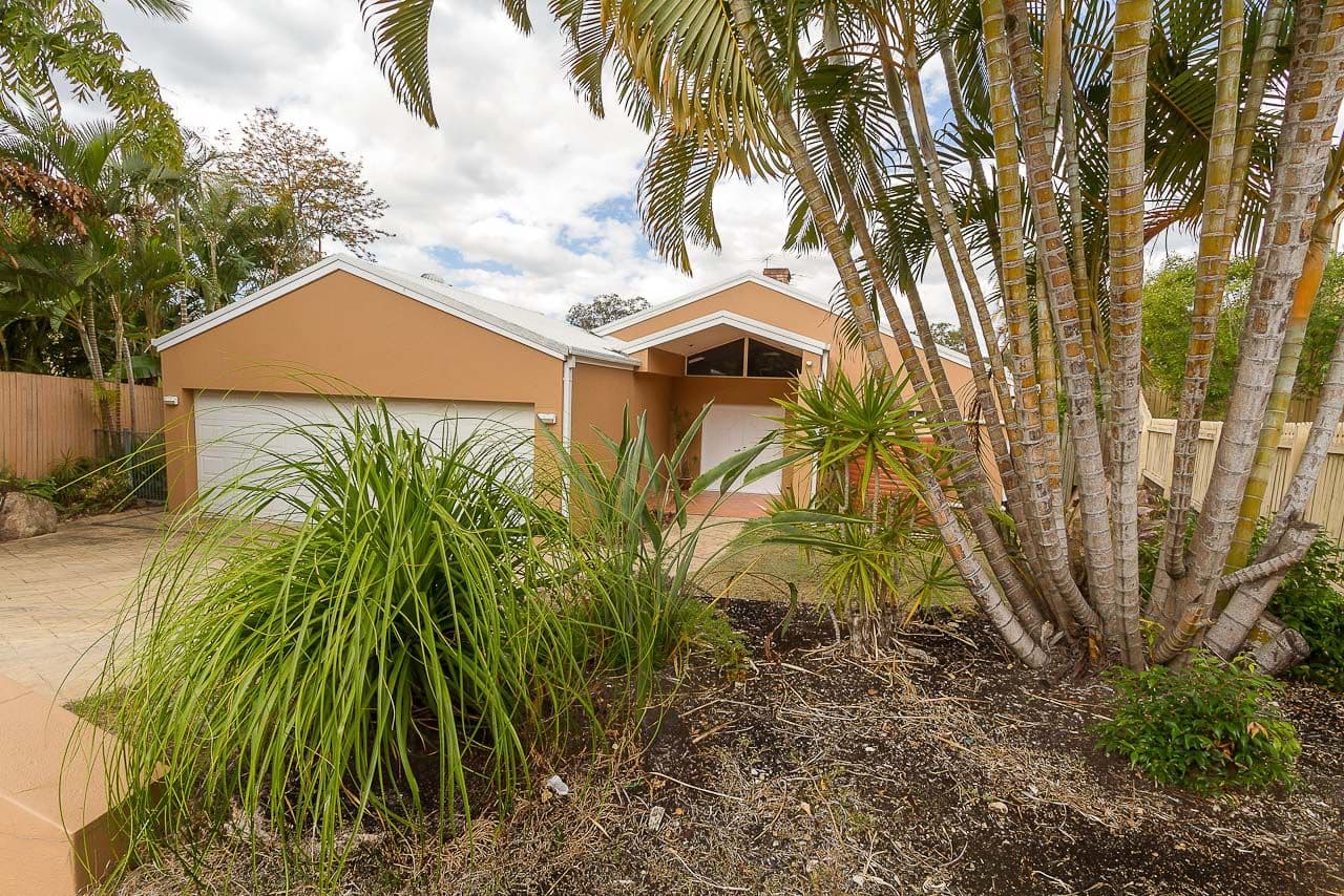 8 Bracknell Place, ASHGROVE QLD 4060, Ashgrove - Thumbnail 2