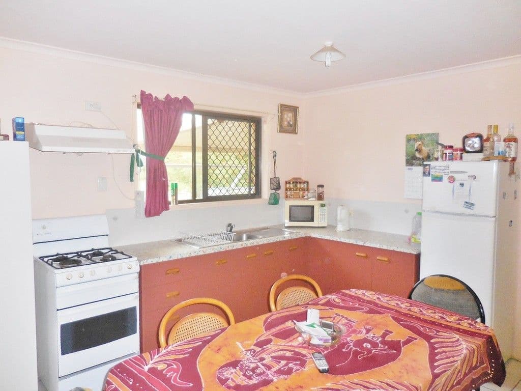 12 Aimee Drive, Urangan QLD 4655, Urangan - Thumbnail 6
