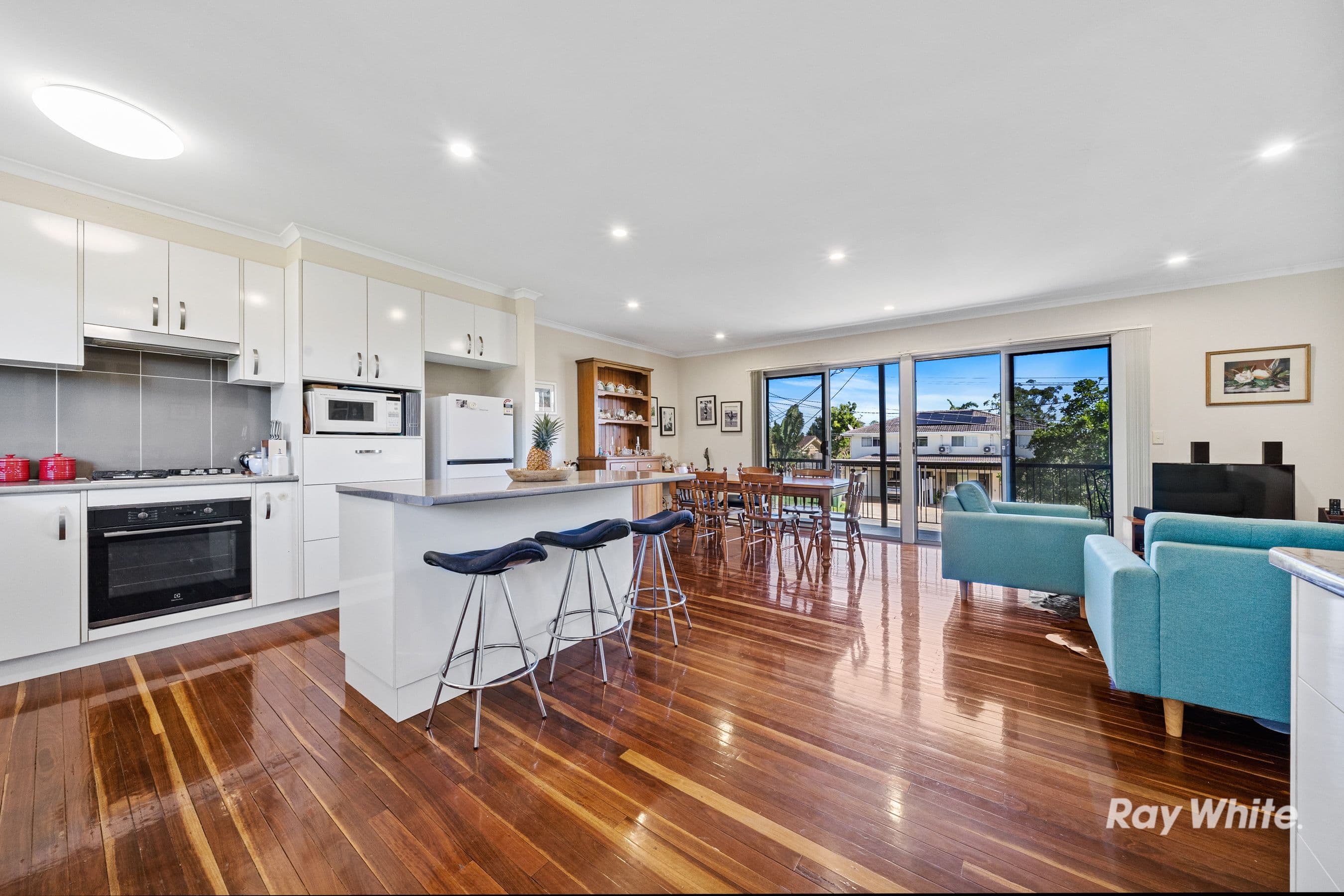 15 Whitfield Avenue, Springwood QLD 4127, Springwood - Thumbnail 6