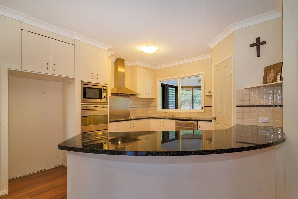 3 Graham Court, Hodgson Vale QLD 4352, Hodgson Vale - Thumbnail 3