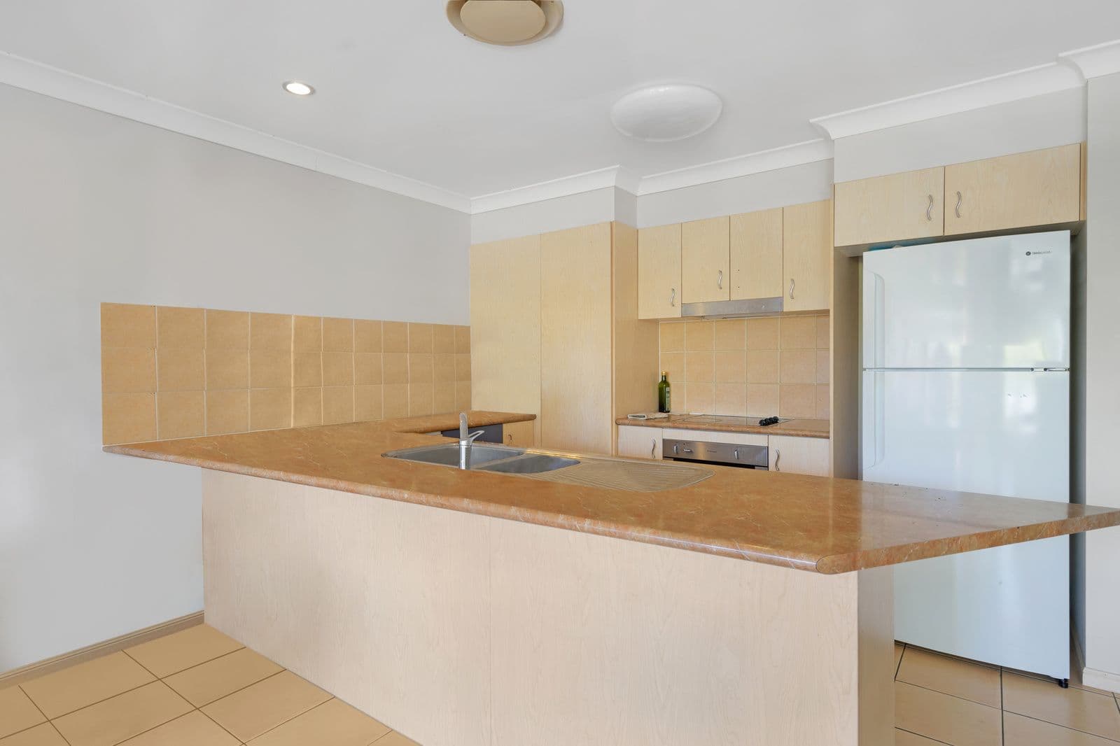 23 Peppertree Circuit, Robina QLD 4226, Robina - Thumbnail 4