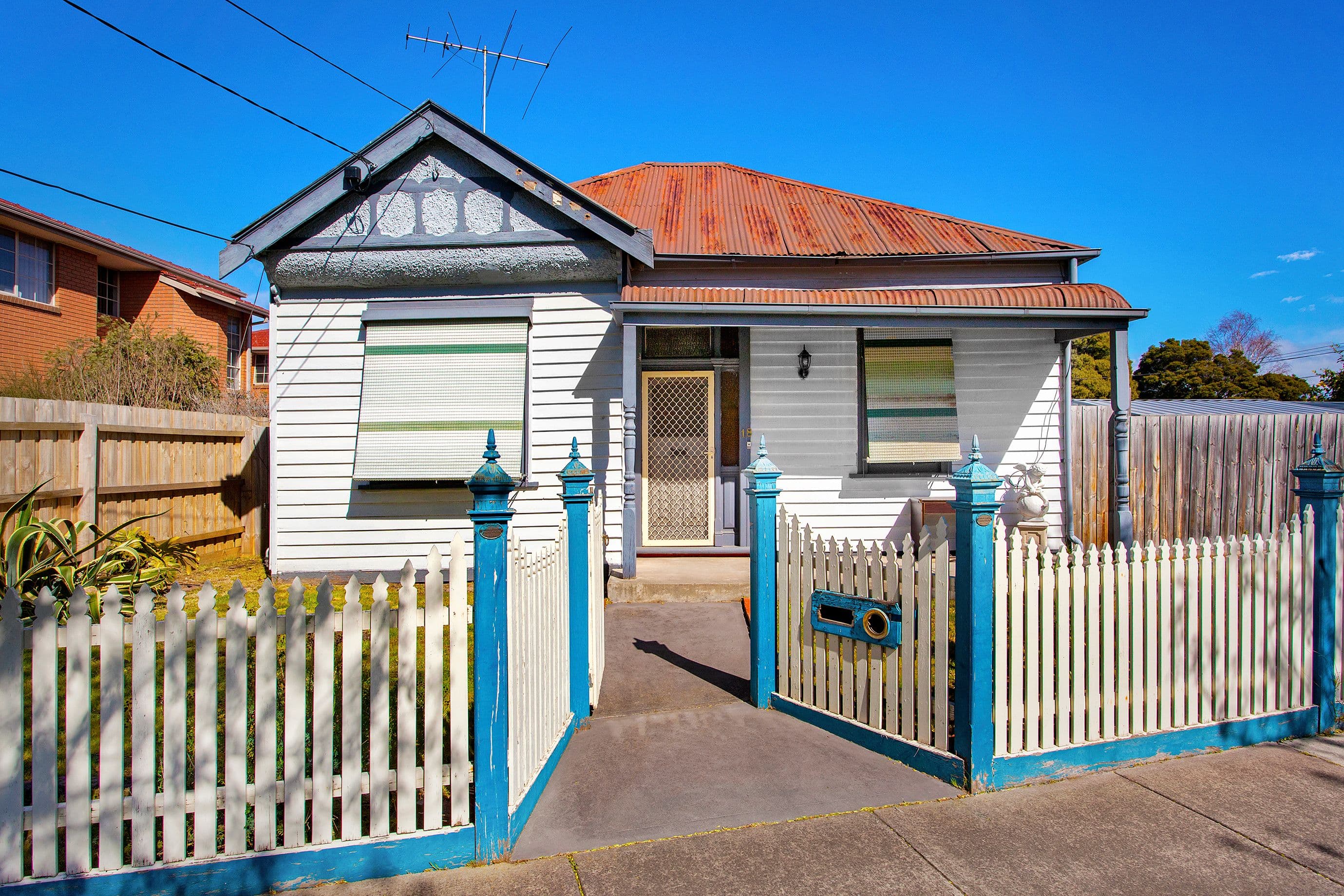 18A Carlisle Crescent, Hughesdale VIC 3166, Hughesdale - Image 1