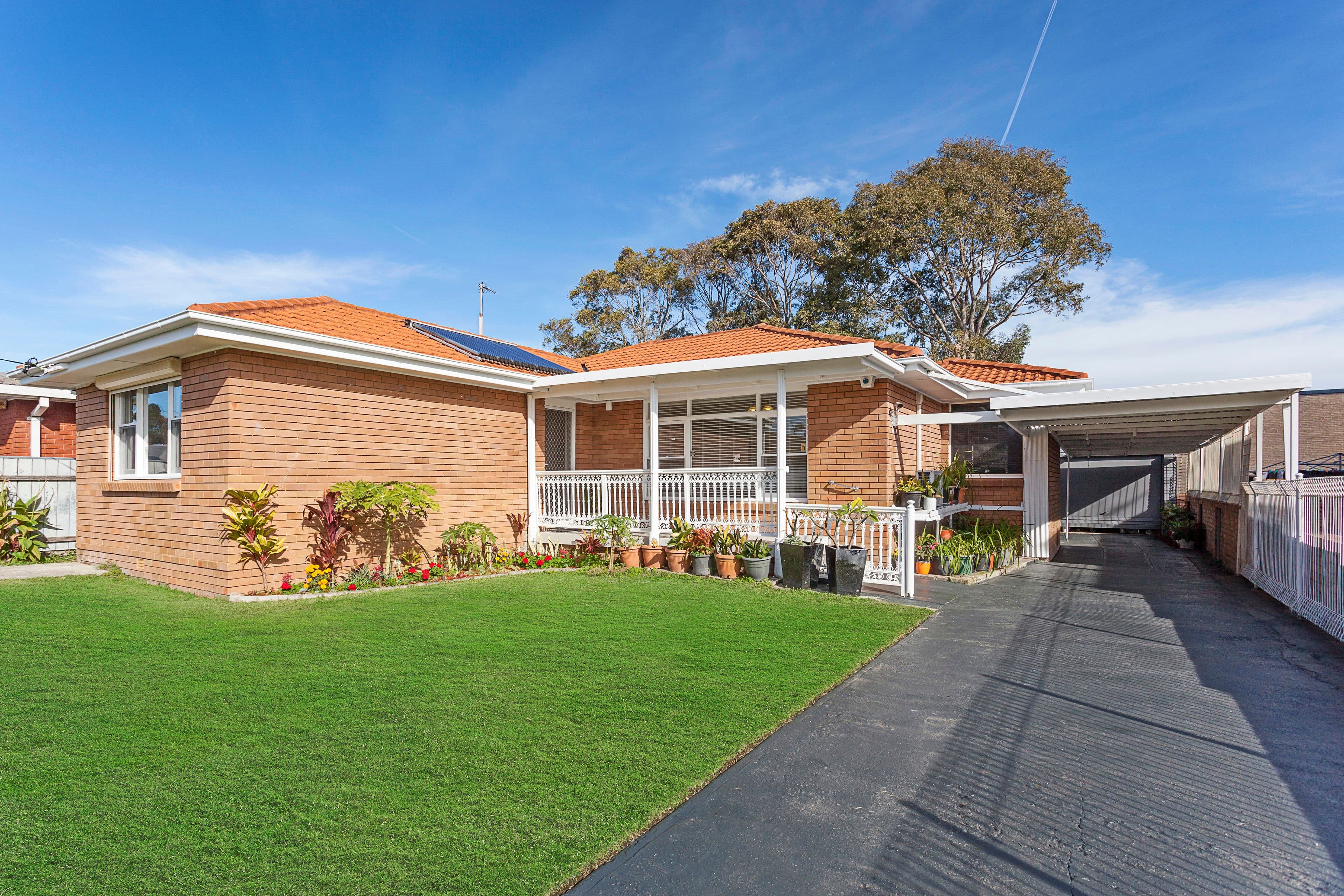 13 Lendine Street, Barrack Heights - Image 1