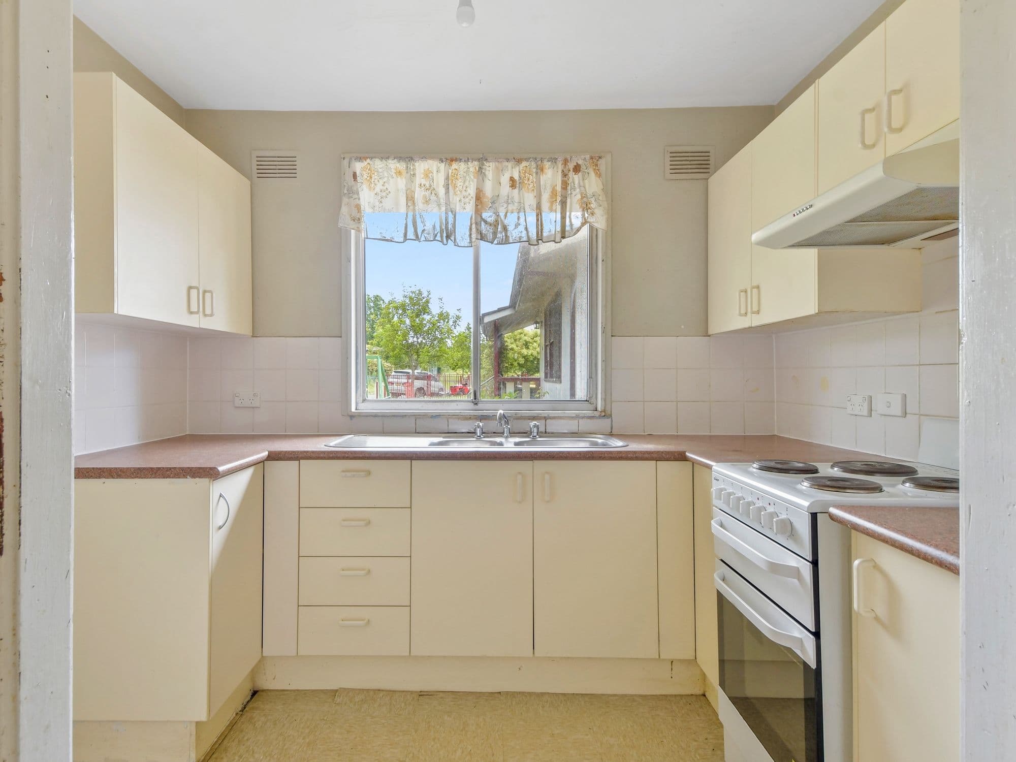 4 Murulla Place, Airds NSW 2560, Airds - Thumbnail 5