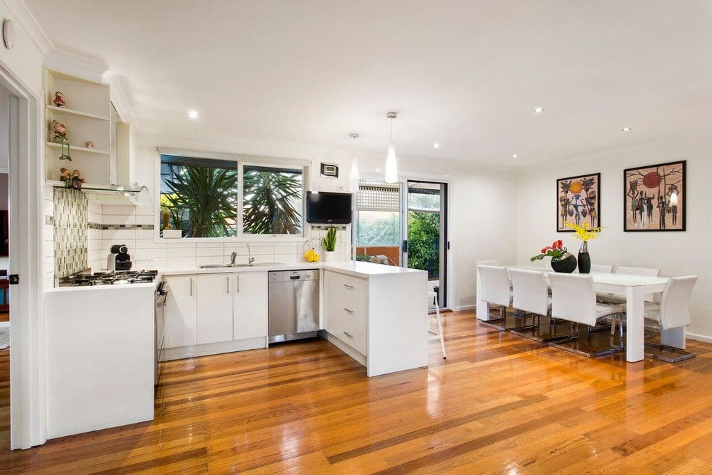 62 Radleigh Drive, Wheelers Hill VIC 3150, Wheelers Hill - Thumbnail 2