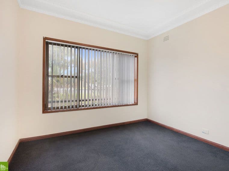 72 Little Lake Crescent, Warilla - Thumbnail 3