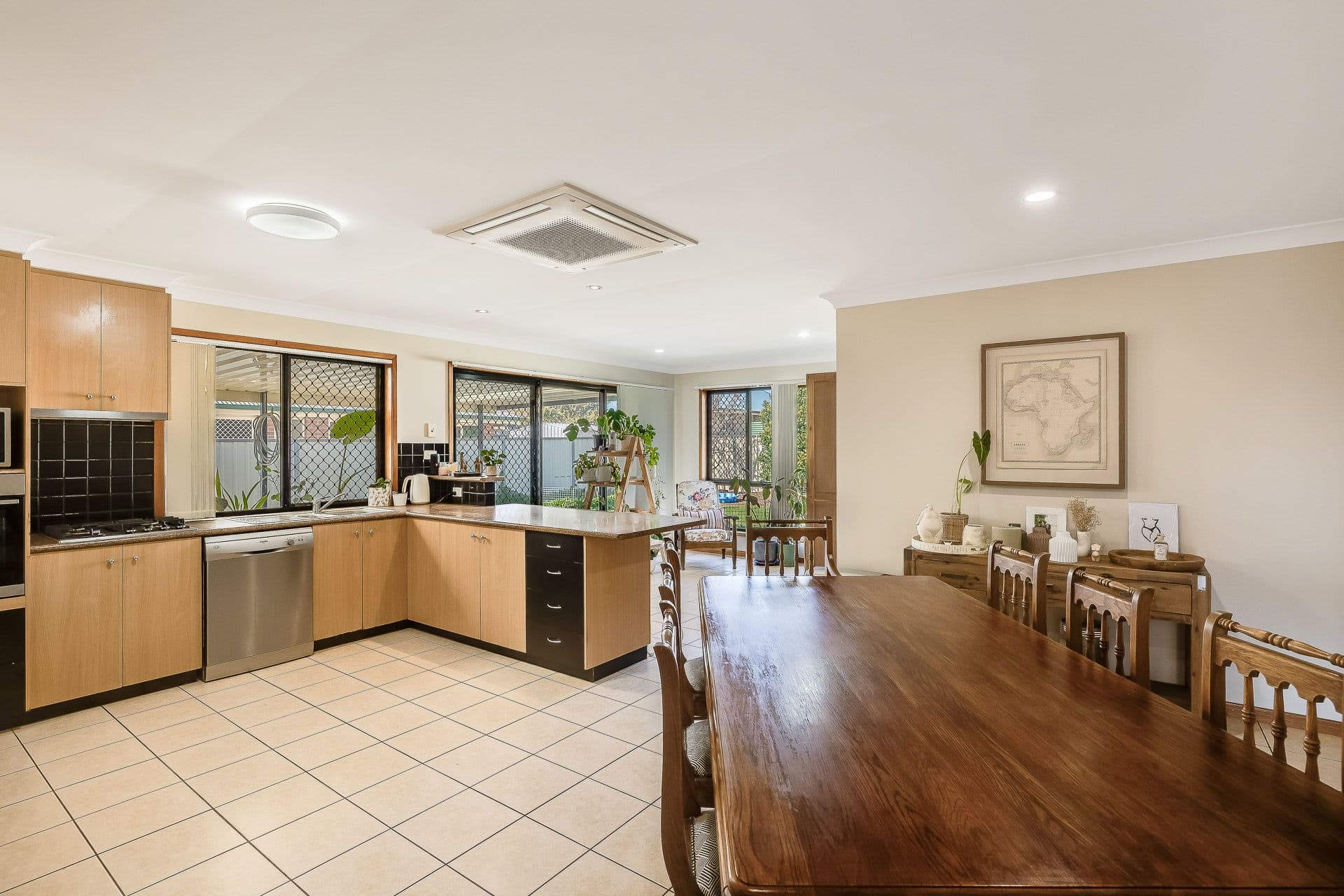 14 Pillar Street, Middle Ridge QLD 4350, Middle Ridge - Thumbnail 5