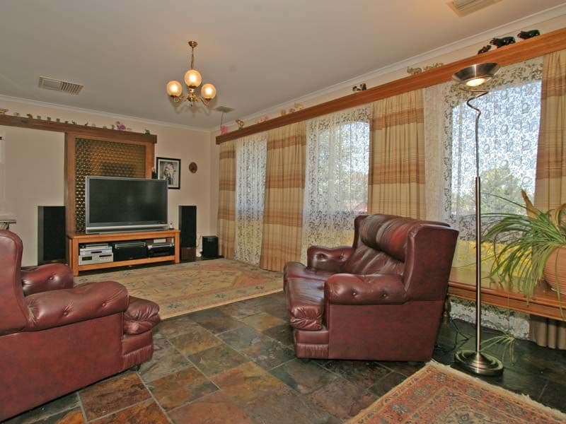 709 / 2 Akuna Street, City, City - Thumbnail 2