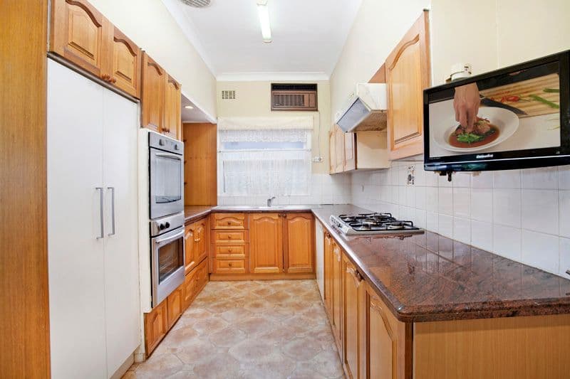 5 Frost Street, EARLWOOD NSW 2206, Earlwood - Thumbnail 4