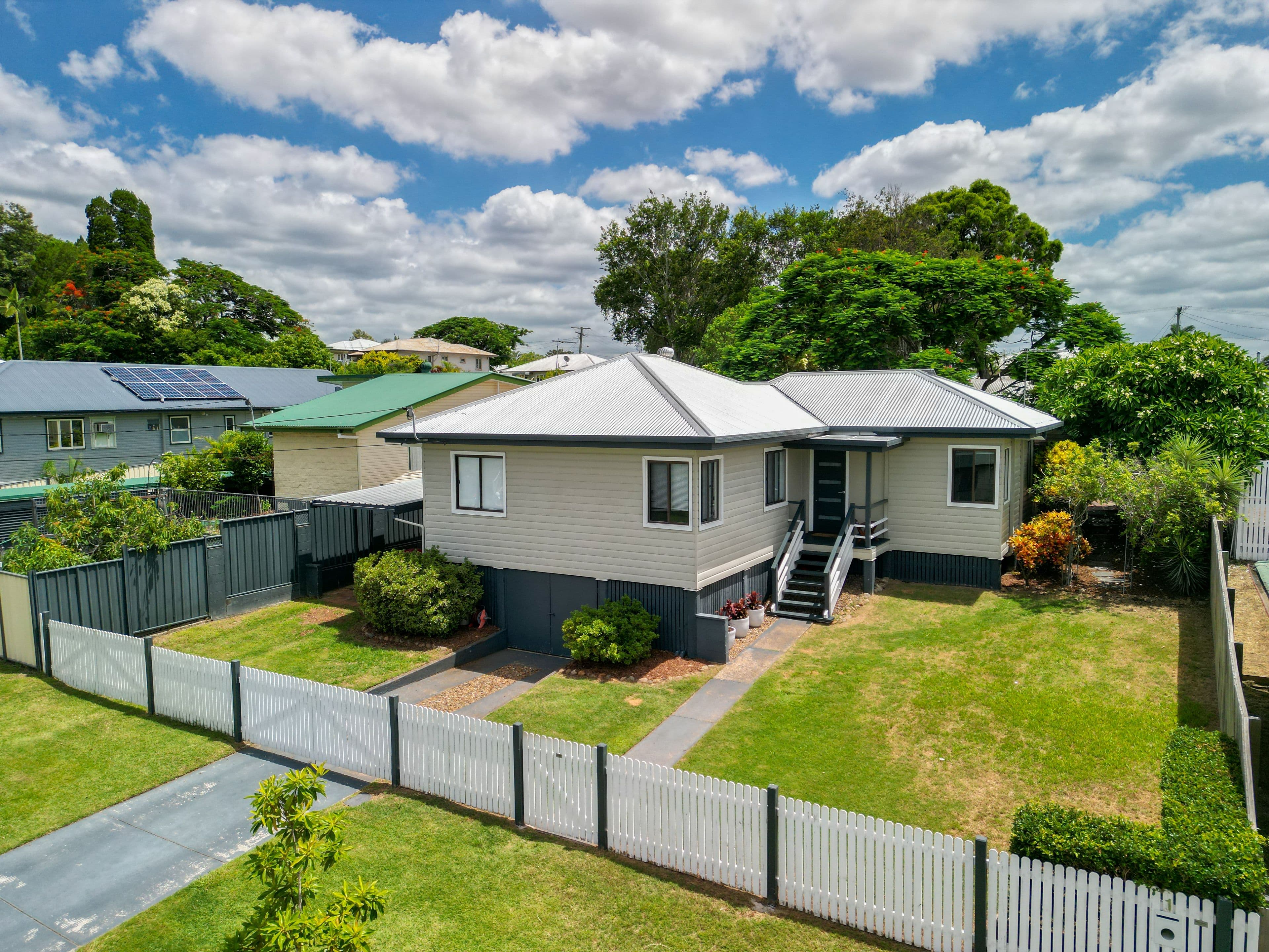 1 Chilcot Street, Silkstone QLD 4304, Silkstone - Thumbnail 2