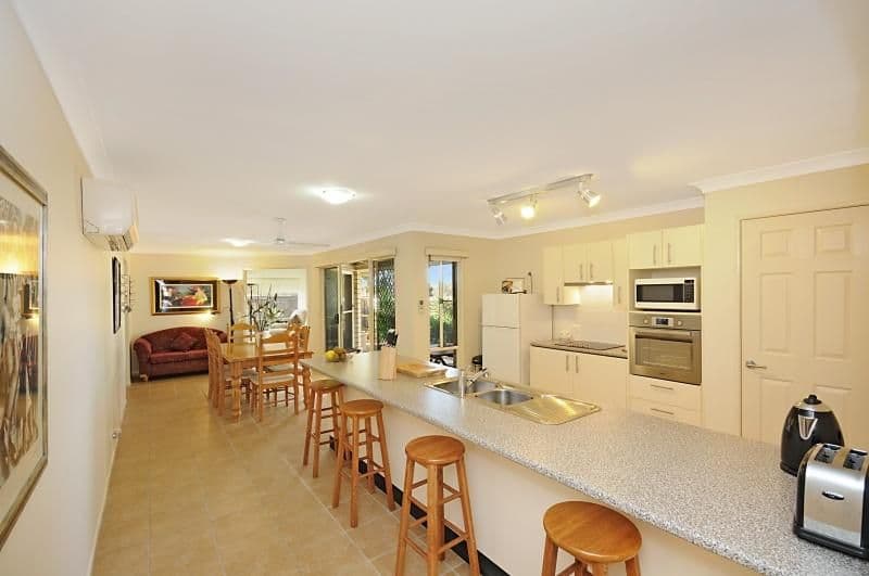 49 Elliot Street, CARSELDINE QLD 4034, Carseldine - Thumbnail 3