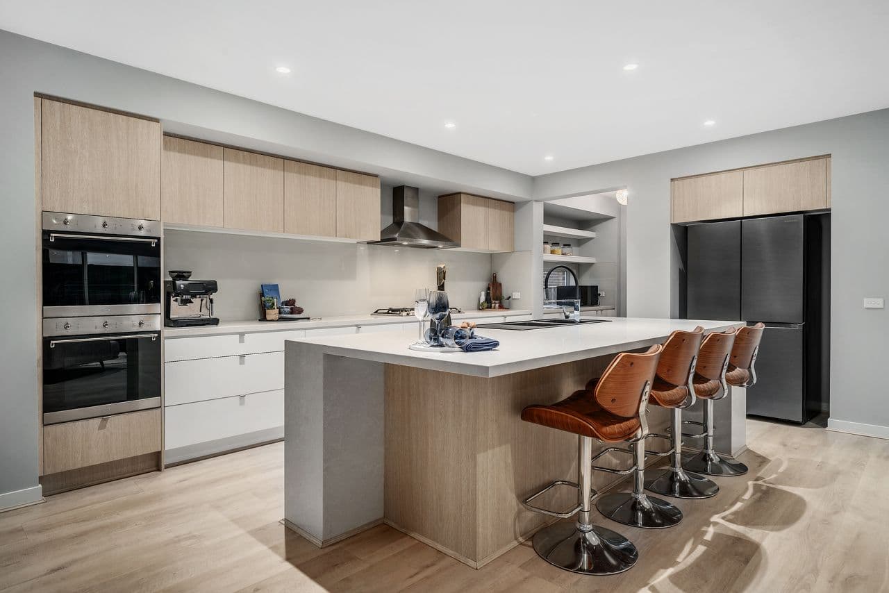 6 Bassetts Road, Doreen VIC 3754, Doreen - Thumbnail 3