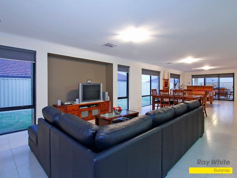 43 Wicklow Circle, DARCH WA 6065, Darch - Thumbnail 8