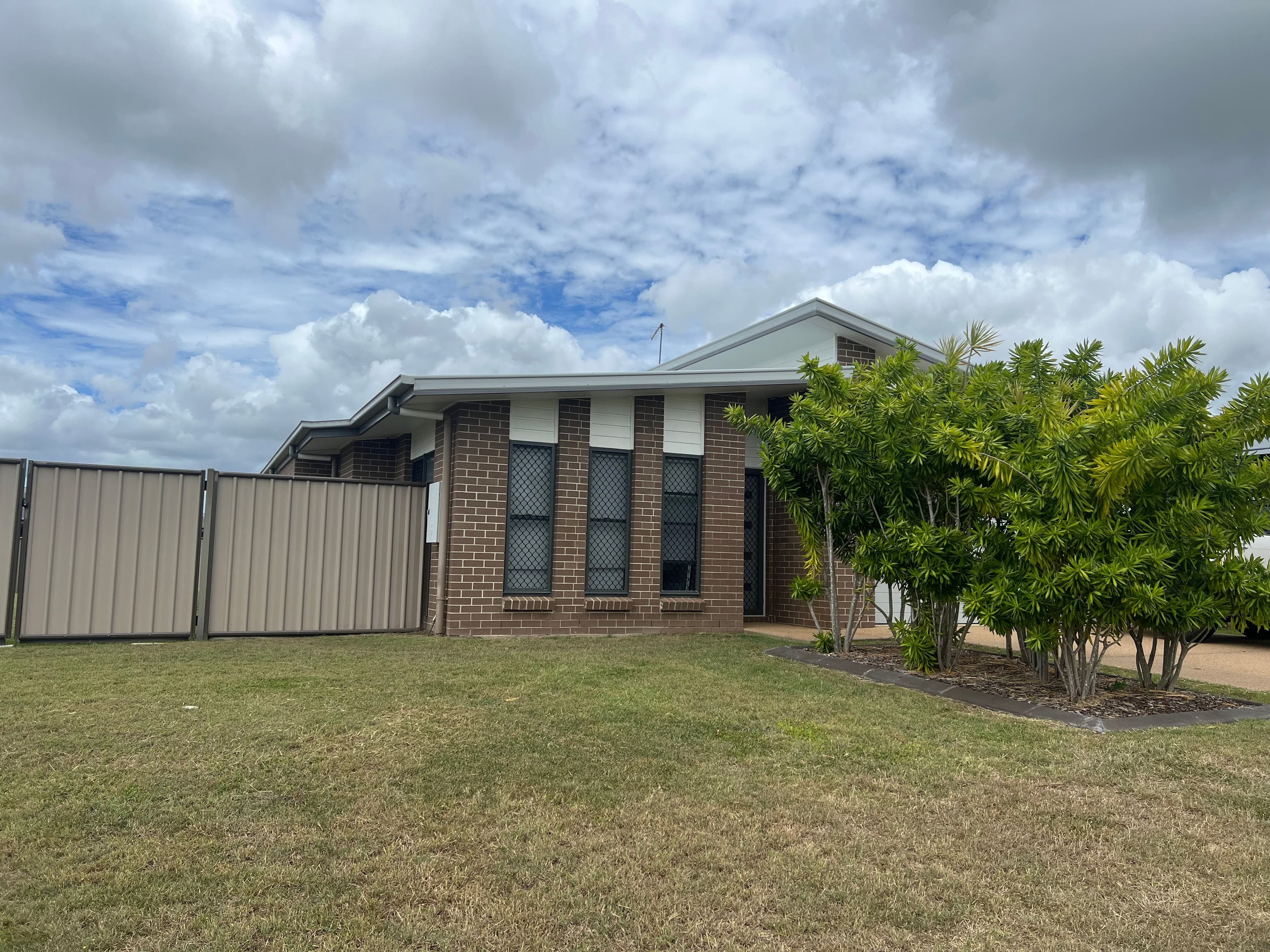 7 Mayfair Street, Gracemere QLD 4702, Gracemere - Image 1