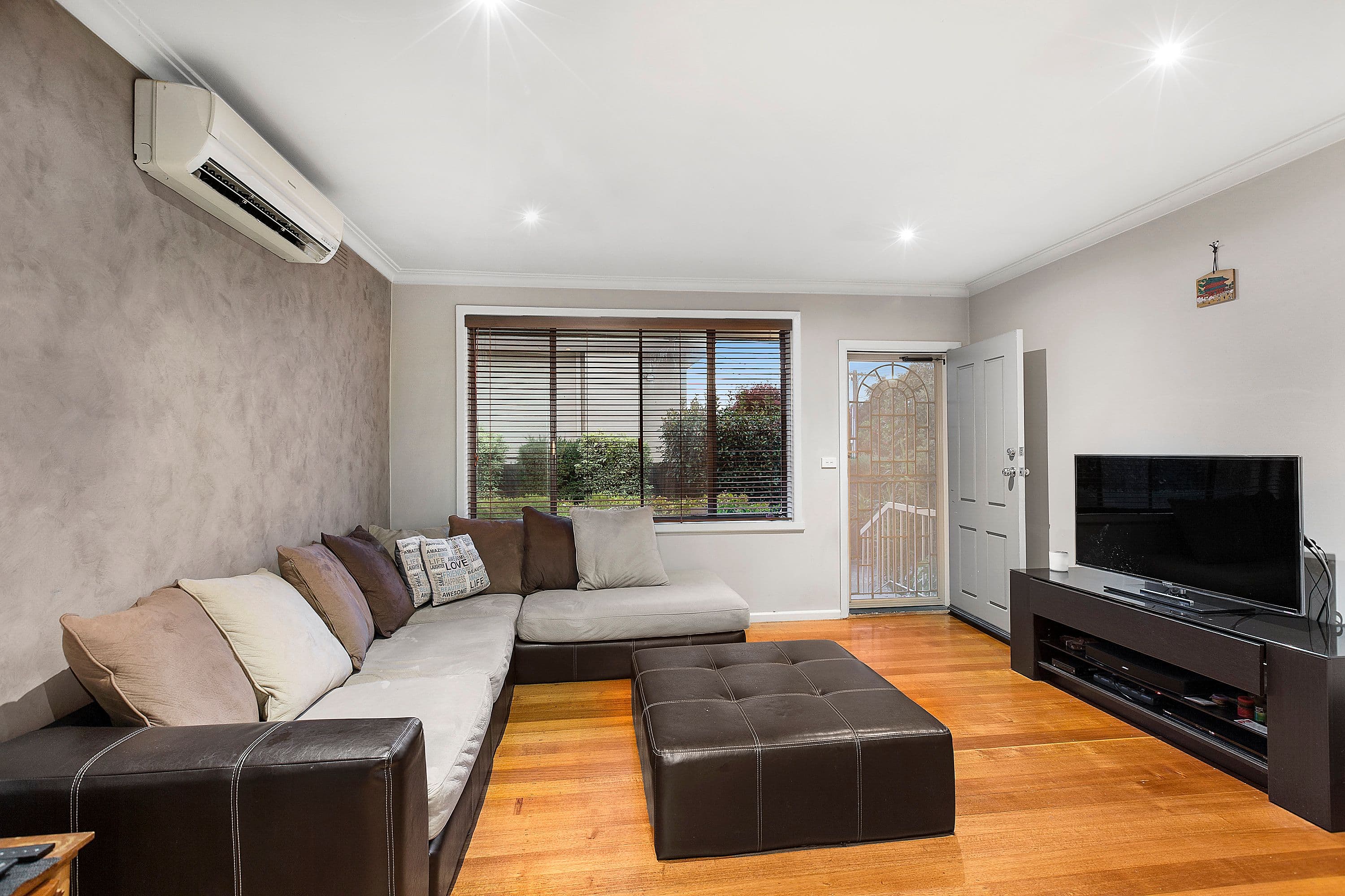 29 Swanson Crescent, Chadstone VIC 3148, Chadstone - Thumbnail 3