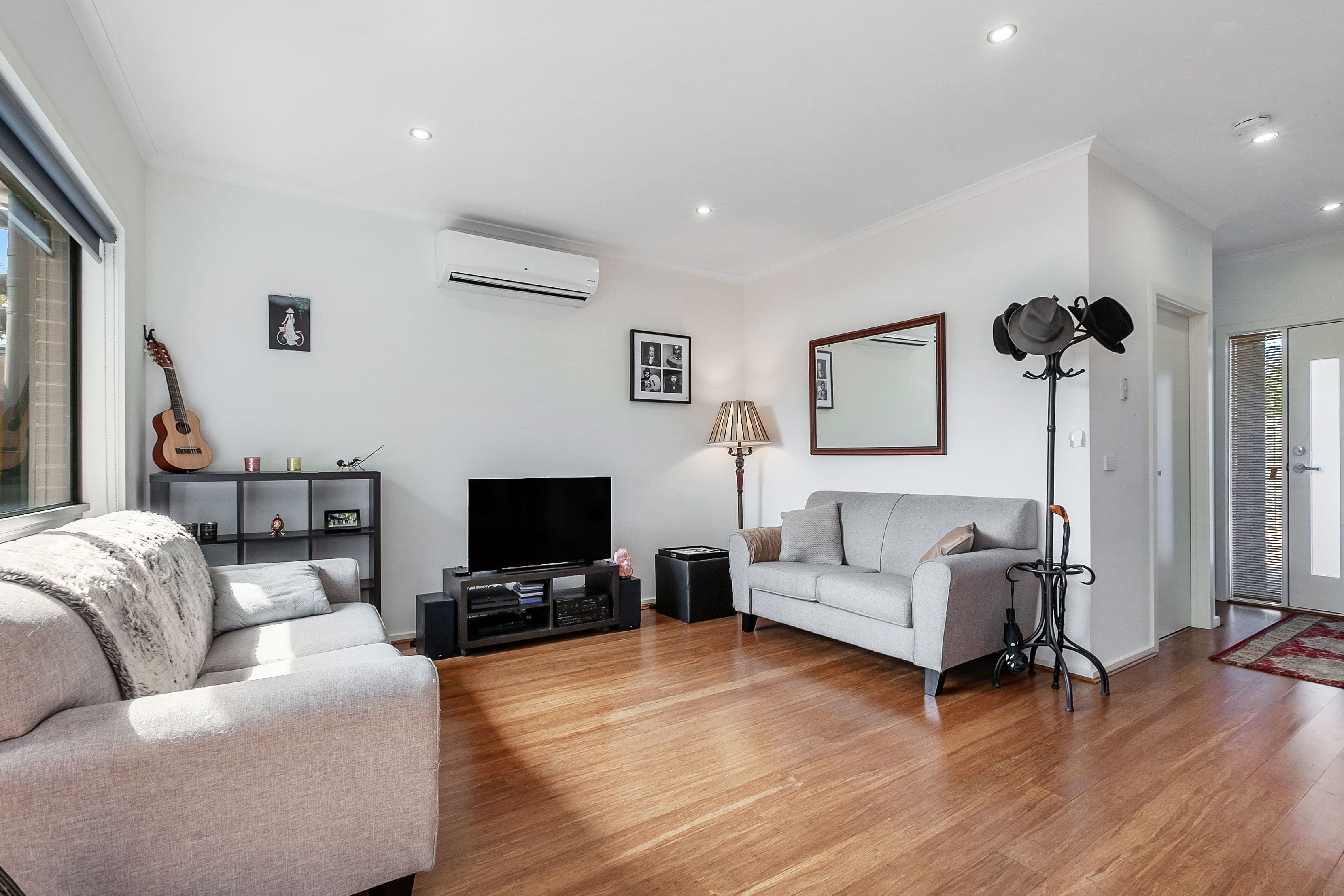 31 Erskine Avenue, Reservoir VIC 3073, Reservoir - Thumbnail 4