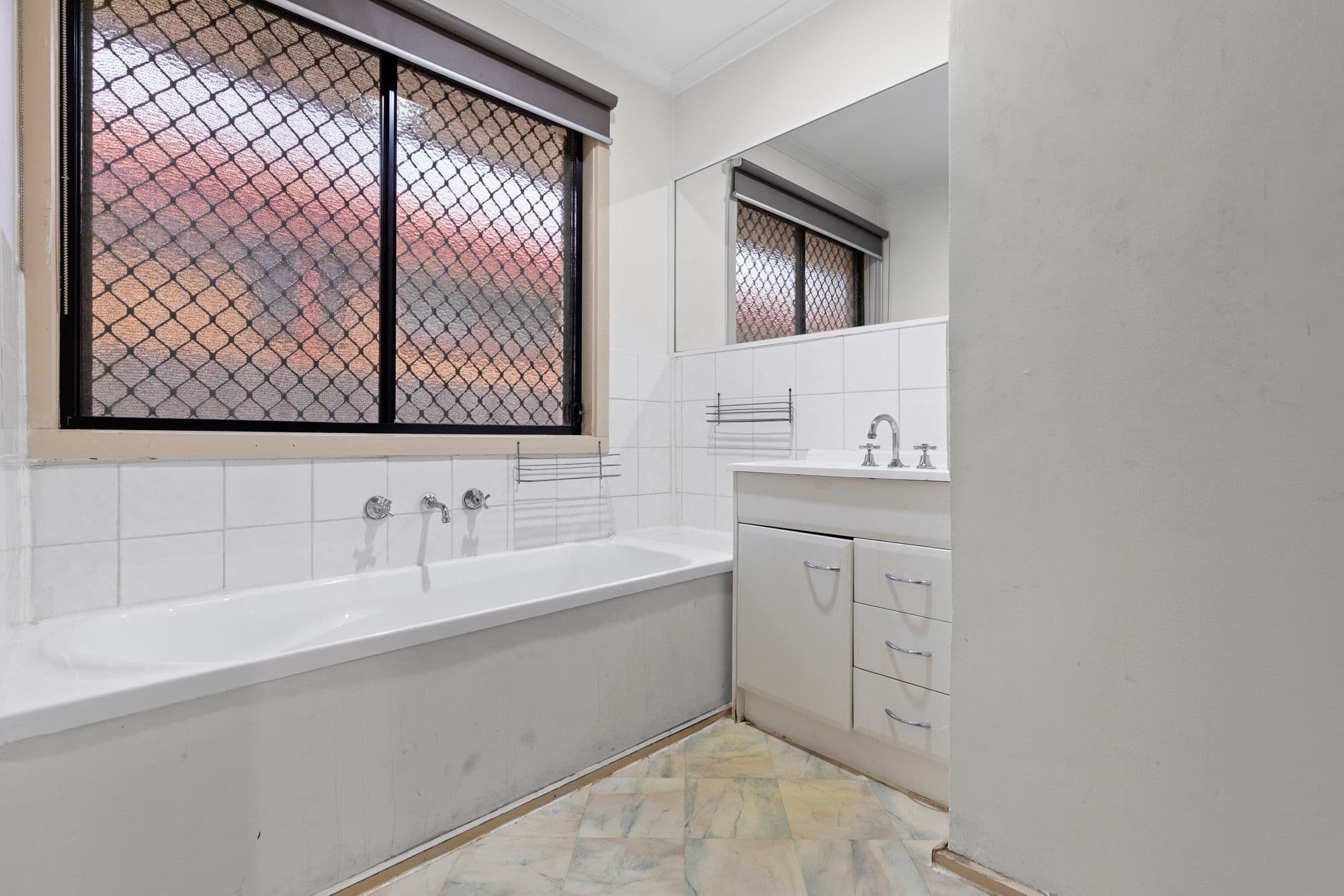 72 Derrimut Road, Hoppers Crossing VIC 3029, Hoppers Crossing - Thumbnail 8