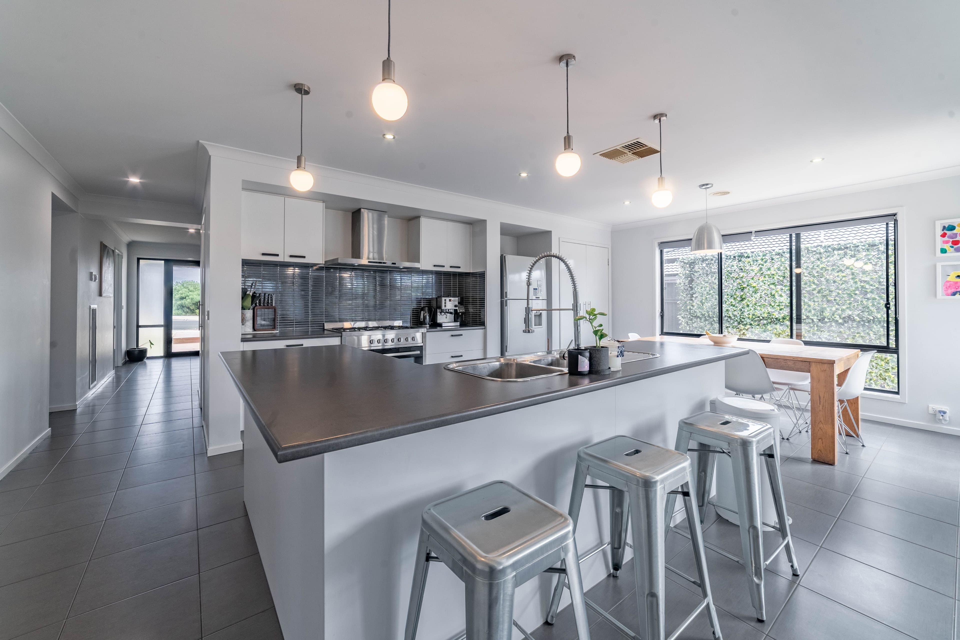232 Station Street, Epsom VIC 3551, Epsom - Thumbnail 3