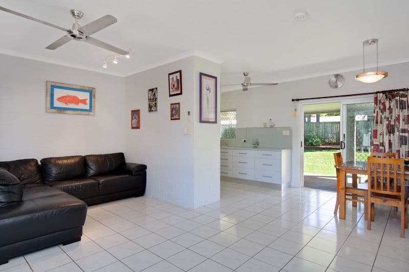 7 Batavia Court, BENTLEY PARK QLD 4869, Bentley Park - Thumbnail 4