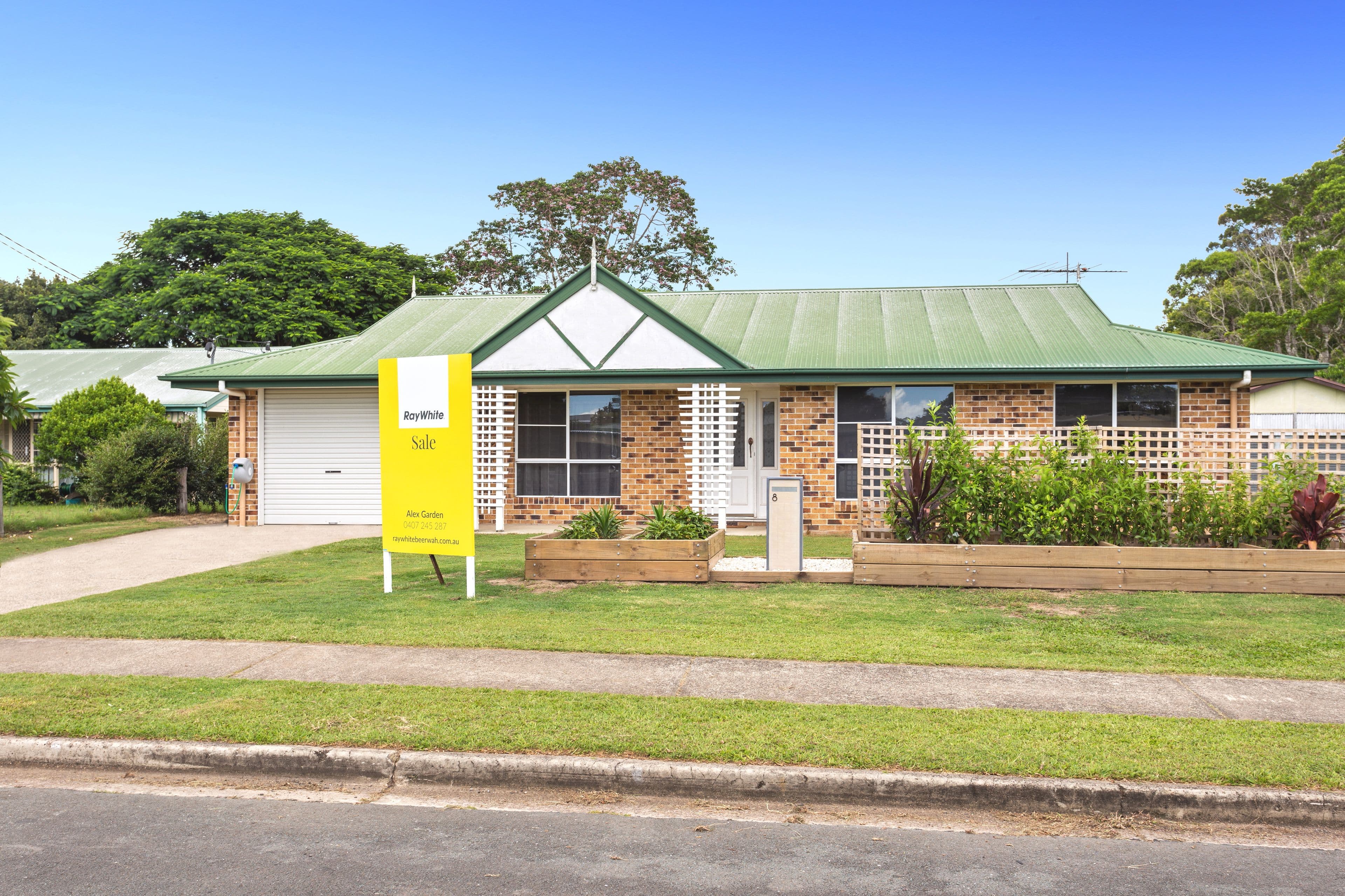 8 Swan Street, Beerwah QLD 4519, Beerwah - Thumbnail 2