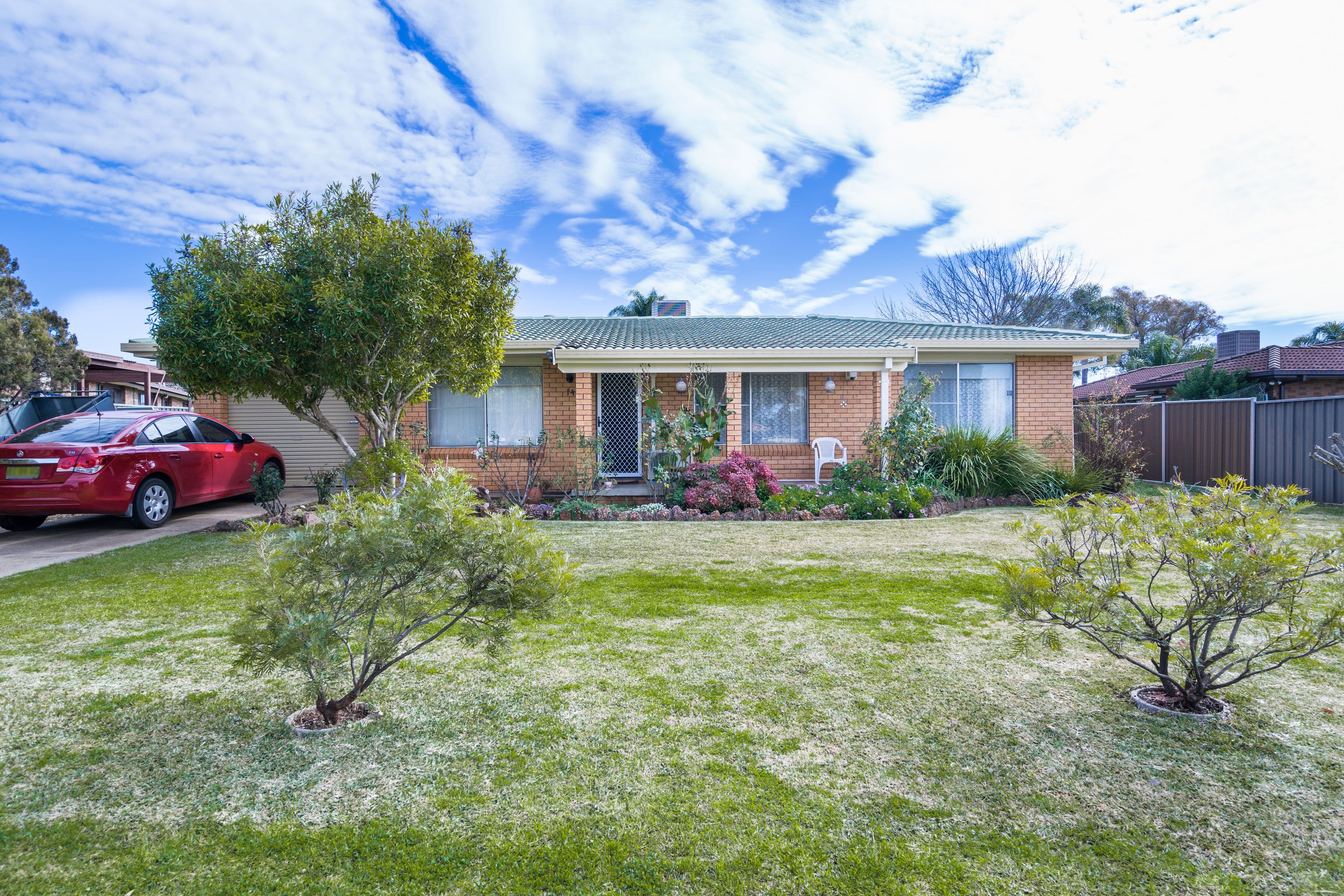 14 Meadowbank Drive, Dubbo - Image 1