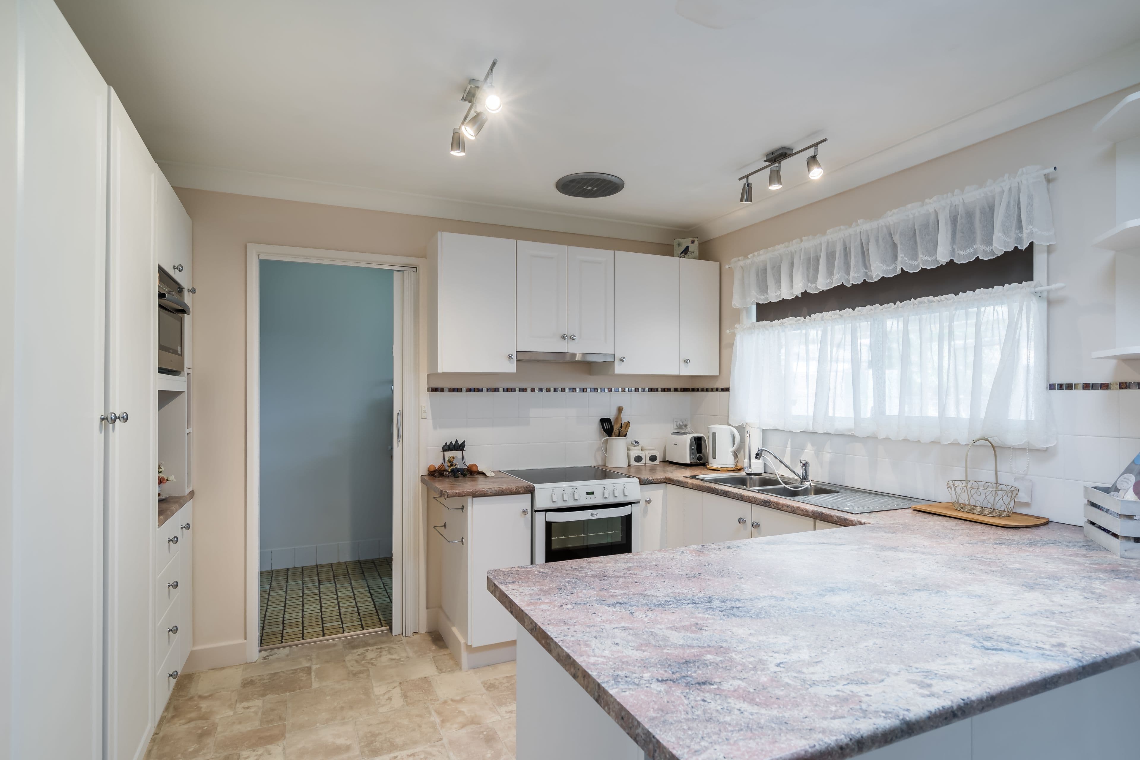 14 Meadowbank Drive, Dubbo - Thumbnail 3