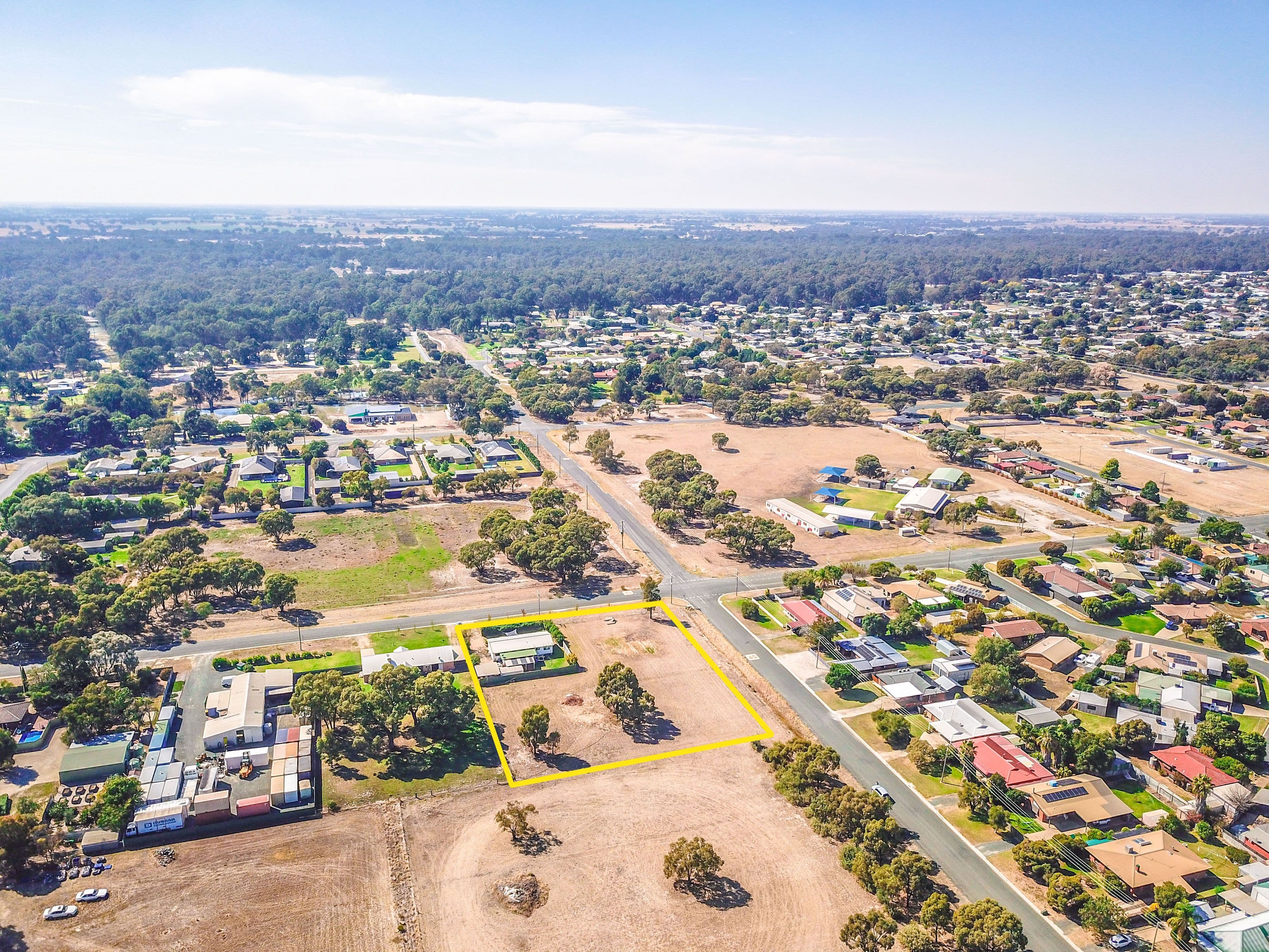 560 Henry Street, Deniliquin NSW 2710, Deniliquin - Thumbnail 2