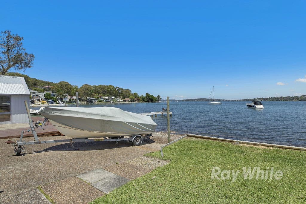 145 Coal Point Road, Coal Point - Thumbnail 3
