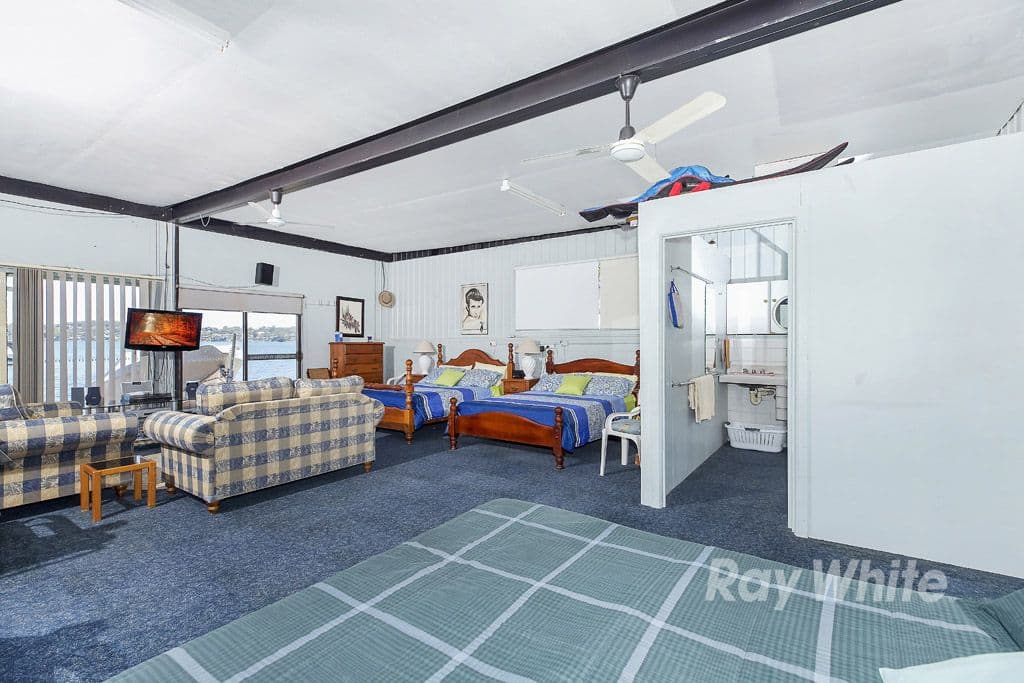 145 Coal Point Road, Coal Point - Thumbnail 7