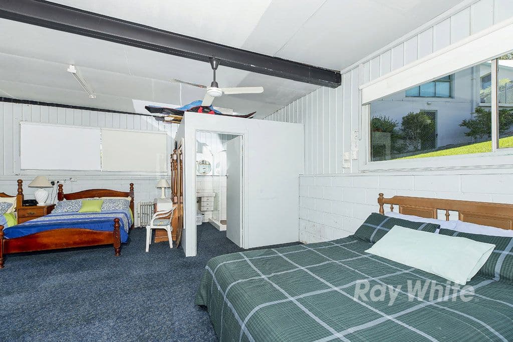 145 Coal Point Road, Coal Point - Thumbnail 8
