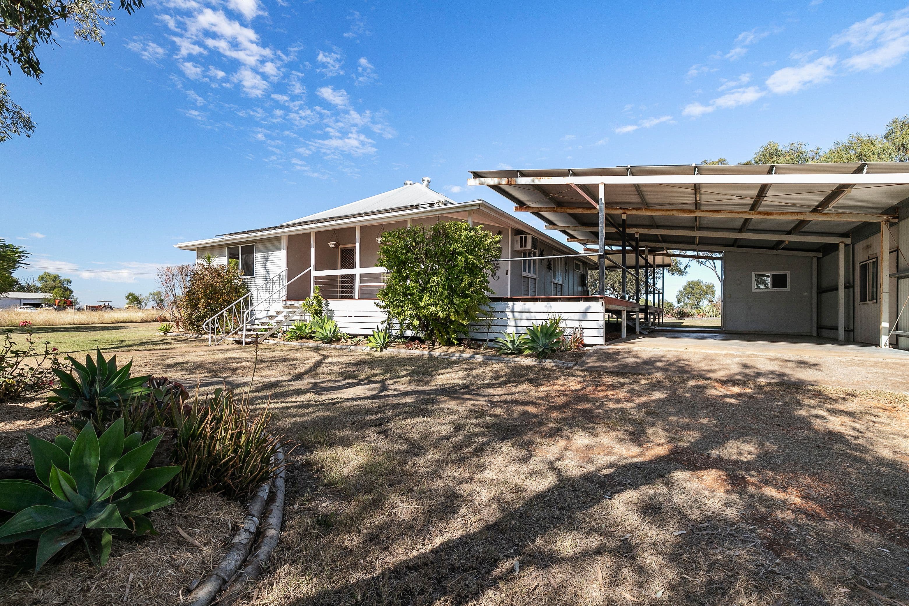 8 Eddy Drive, Capella QLD 4723, Capella - Thumbnail 2